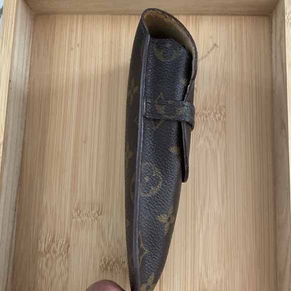 Louis Vuitton Monogram Glasses Case with box and dust bag - Picture 4 of 7